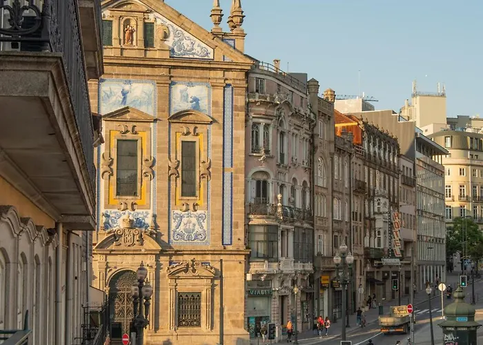 Locally Yours 아파트