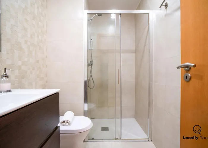 Locally Yours 아파트 *