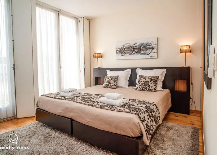 Locally Yours Appartement Porto